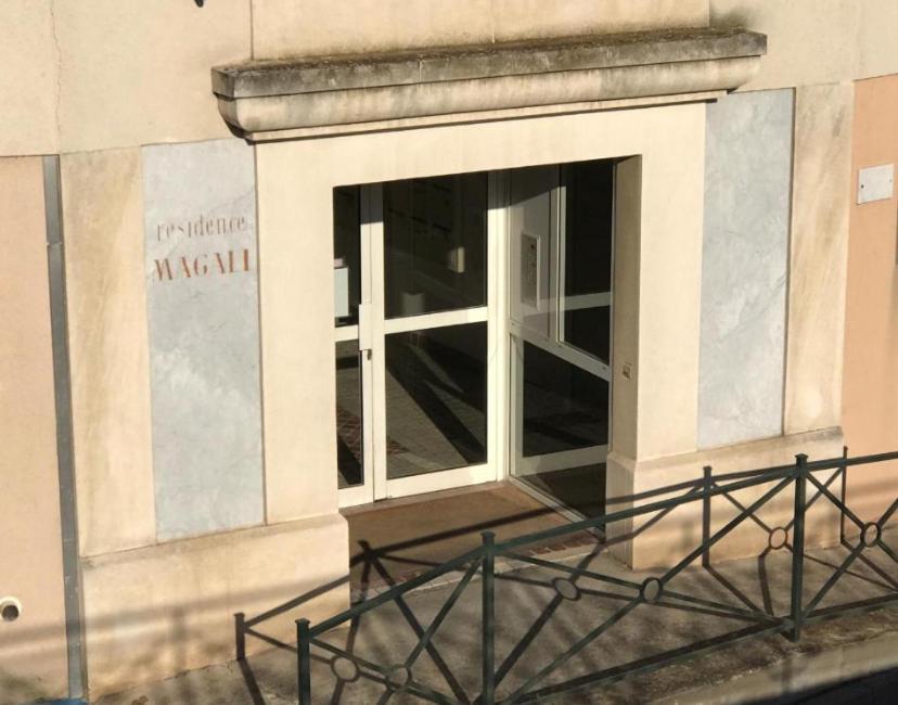 Studio Magali Тараскон Экстерьер фото